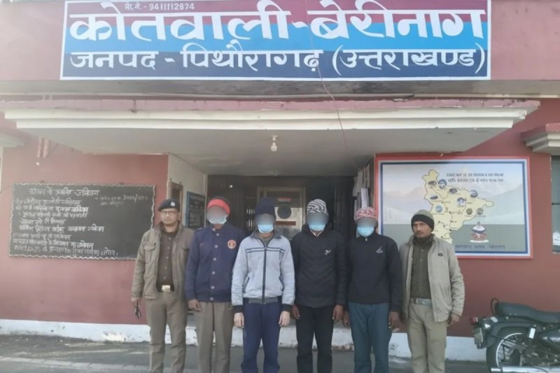In Pithoragarh, Uttarakhand, a 22-year-old man eloped with a 40-year-old woman, and she was later murdered