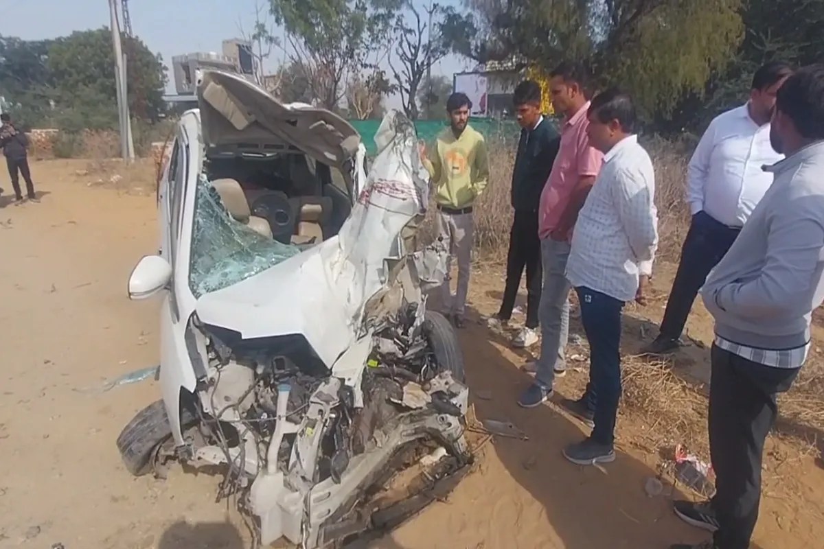 Car-Dumper Accident, Car-Dumper Accident Jhunjhunu, Car-Dumper Accident in Rajasthan, Two killed in Jhunjhunu, Two killed in Rajasthan, Jhunjhunu Accident, Rajasthan Accident