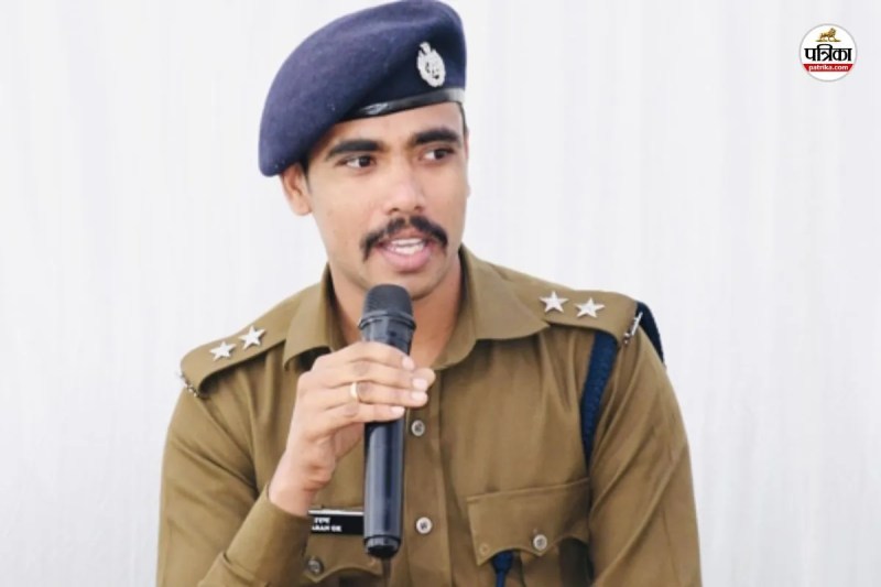 When Alwar ASP Kamble Sharan Gopinath took a bicycle to review security this unique initiative was Discussion in town