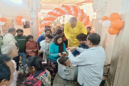 Flower bungalow decorated in Balaji of Pench, a wave of faith surged