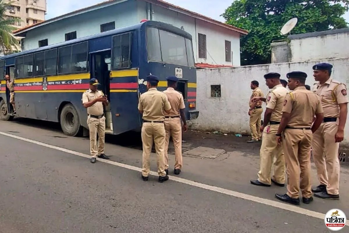 Maharashtra Police Raid