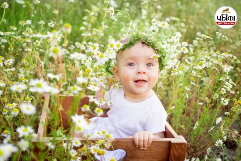 nature baby names list, earthy boy names, flower girl names