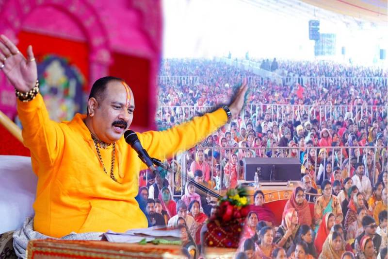 (Photo Source- Pandit pradeep mishra fb account)