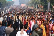 राष्ट्र प्रेरणा स्थल पर लगा बसों का मेला, सुरक्षा–व्यवस्था चाक चौबंद (फोटो सोर्स : WhatsApp News Group)