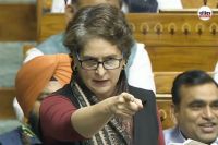 कांग्रेस सांसद प्रियंका गांधी ने मोदी सरकार पर साधा निशाना
