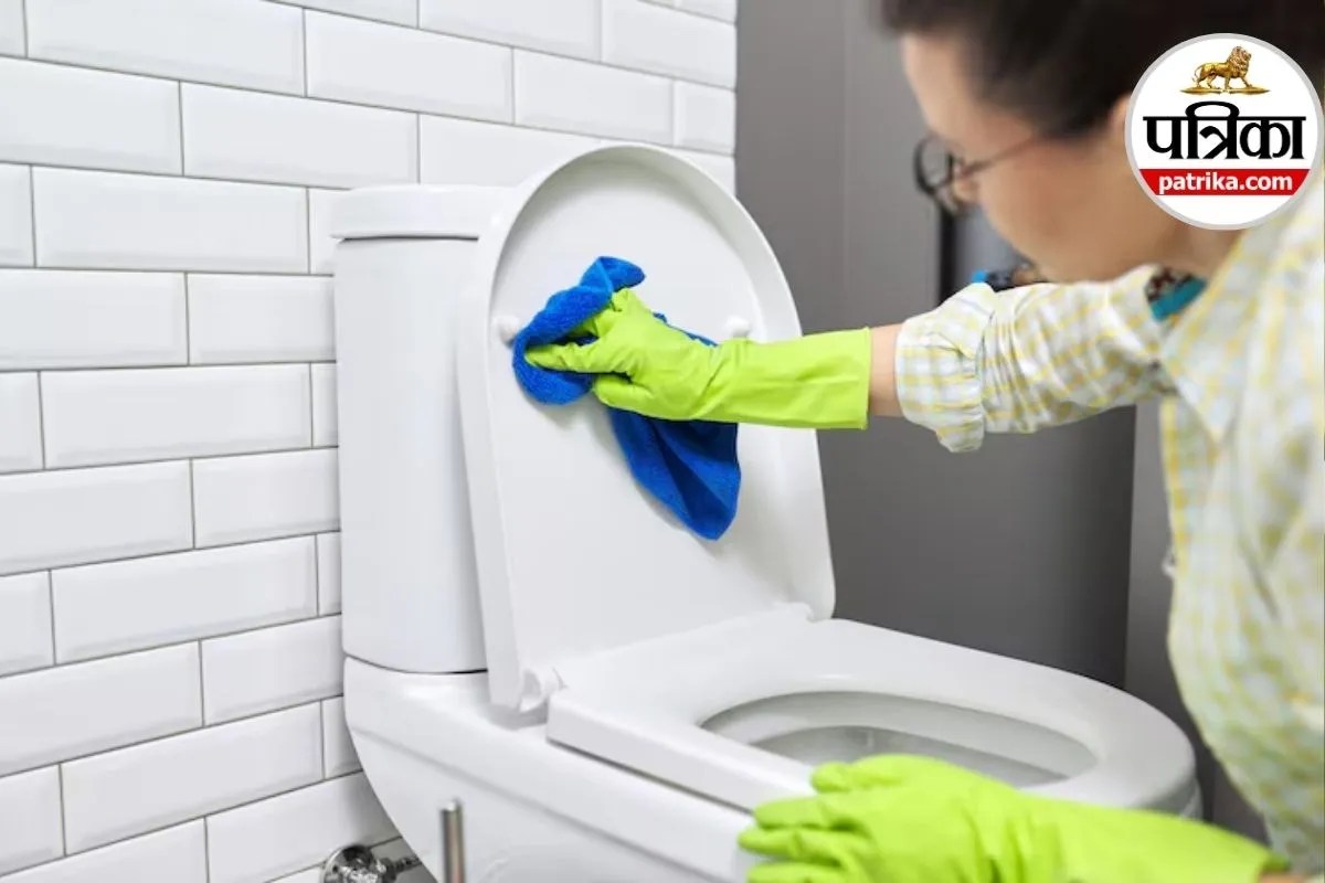 Toilet Cleaning Mistake, Toilet Cleaner Danger, Mixing Toilet Cleaners,