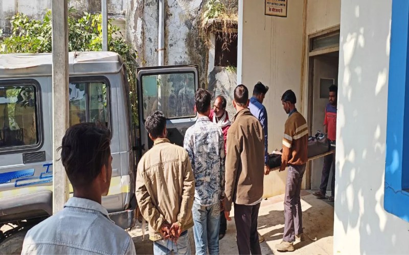 A young man injured in a collision with an unknown vehicle died during treatment.