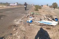 A bridge is being built on the National Highway to eliminate the black spot of Jhikani Valley, which is causing road accidents on the one-way road.