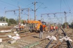 Bina railway station yard remodeling work begins, boom erection launched after taking block