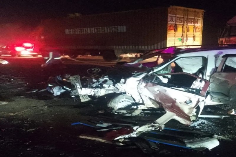 Another accident occurred at Jhikani Valley, car and truck collided, four people were injured.