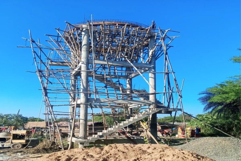 The tank is being constructed on weak pillars, villagers demanded that another tank be built.
