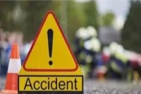 CG Accident: नए साल से पहले हादसा, अनियंत्रित होकर फिसली बाइक, युवती की मौके पर मौत