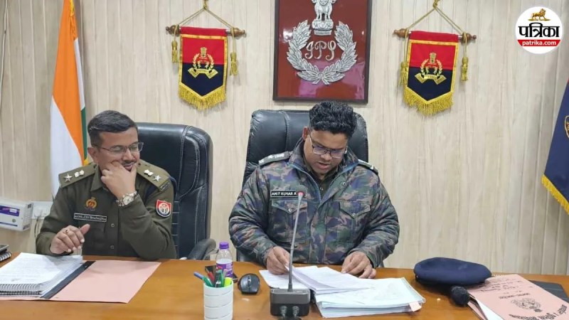 amroha police extortion fake rape case fir daroga constables sp action