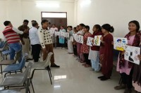 सडक़ सुरक्षा के नियम जीवन रक्षा में महत्वपूर्ण