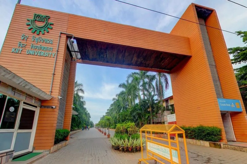 CG News: भुवनेश्वर में छत्तीसगढ़ के छात्र की मौत, कुछ महीने पहले ही लिया था एडमिशन, कमरे में मिली लाश