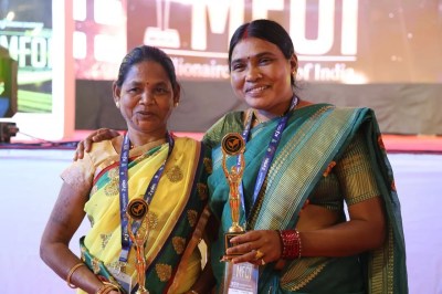 CG News: बस्तर की महिलाओं ने दिल्ली में लहराया परचम, मिला मिलेनियर फार्मर ऑफ इंडिया का राष्ट्रीय सम्मान