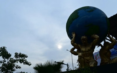 Crime News: जुगाड़ की पनडुब्बी तैयार कर महानदी का खोखला कर रहे रेत माफिया