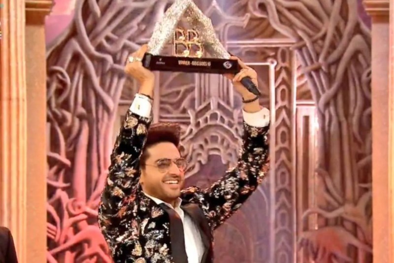 'नाकाबिल टैग से फर्क नहीं पड़ता...' फरहाना भट्ट के कमेंट पर बिग बॉस 19 के विनर गौरव खन्ना ने दिया करारा जवाब