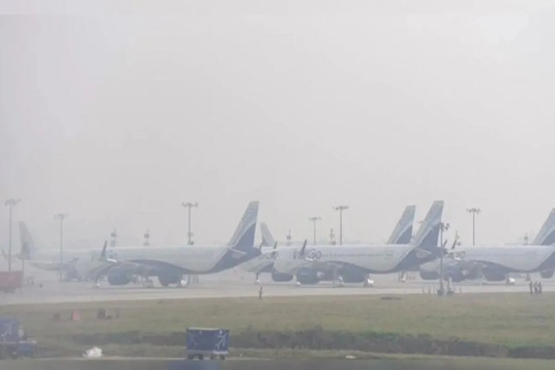 Over 40 flights delayed in delhi due to fog