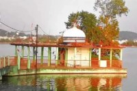 historic ganga temple demolished smart city project sagarsaga Raikwar community mp news