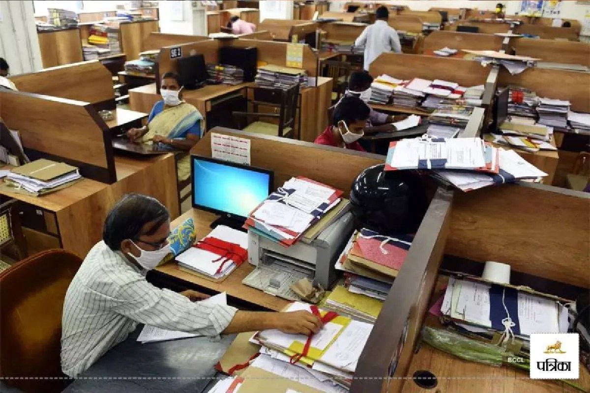 MP employees charge 5,000 rupees for three months of training