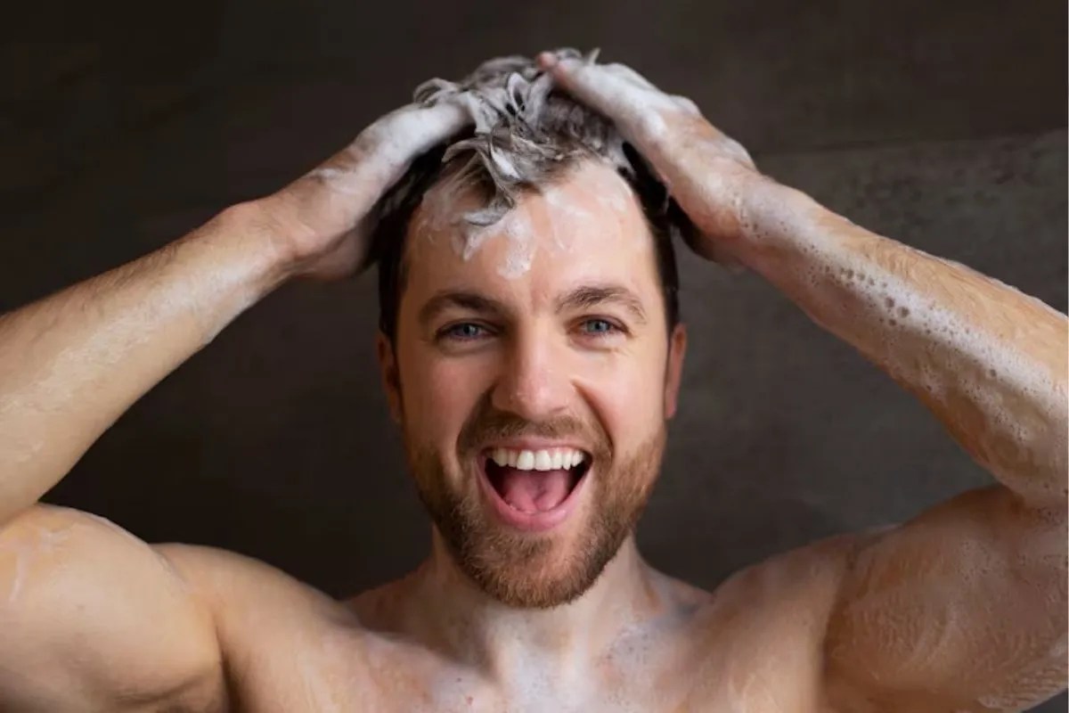Hair Wash Time, सुबह या रात बाल धोना, Best Time To Wash Hair,