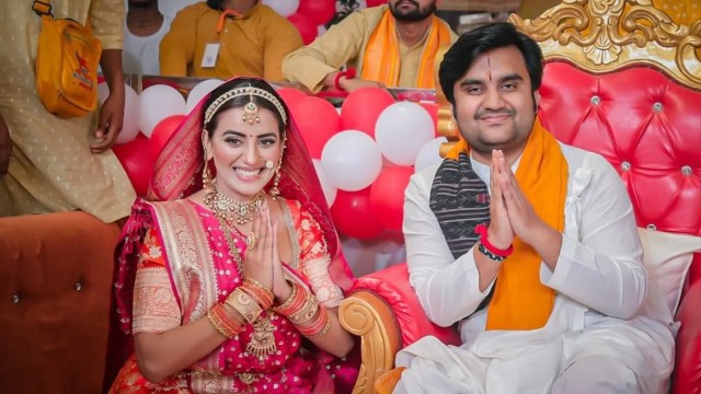 Akshara Singh Post Indresh Upadhyay Marriage