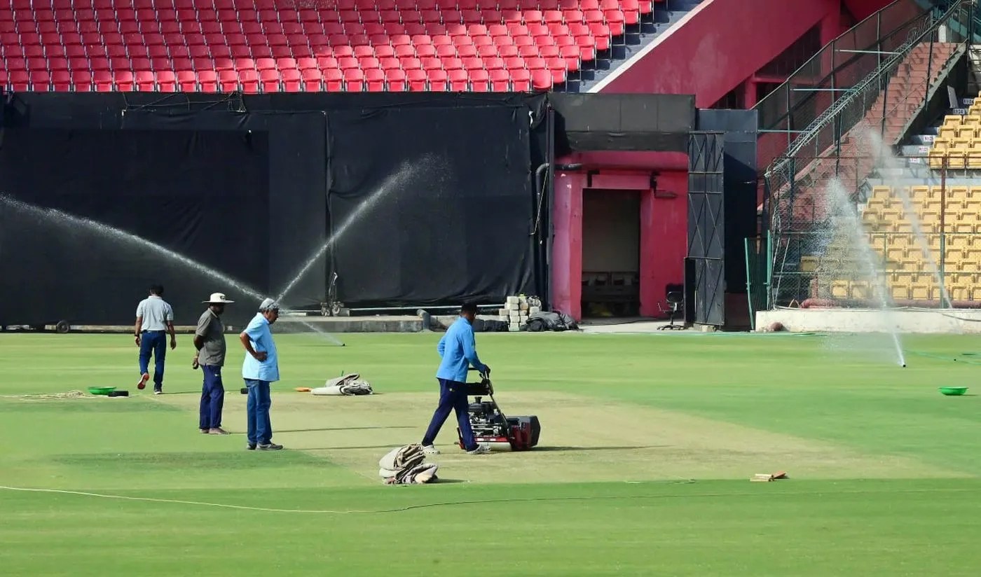 केएससीए ने इन मैचों को बेंगलूरु में बिना दर्शकों के आयोजित करने की अनुमति मांगी है।