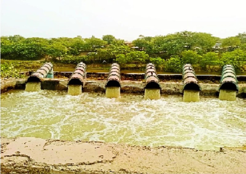 सरकार की मंशा लगातार किसानों के टैल तक के खेतों तक पानी पहुंचाने की है। लेकिन अधिकारी काम को आरगे बढ़ाने को तैयार नजर नहीं आ रहे है। ऐसे में साल दर साल करोड़ों रु की राशि मंजूर करने के बाद भी हालात सुधरने का नाम नहीं ले रहे है।