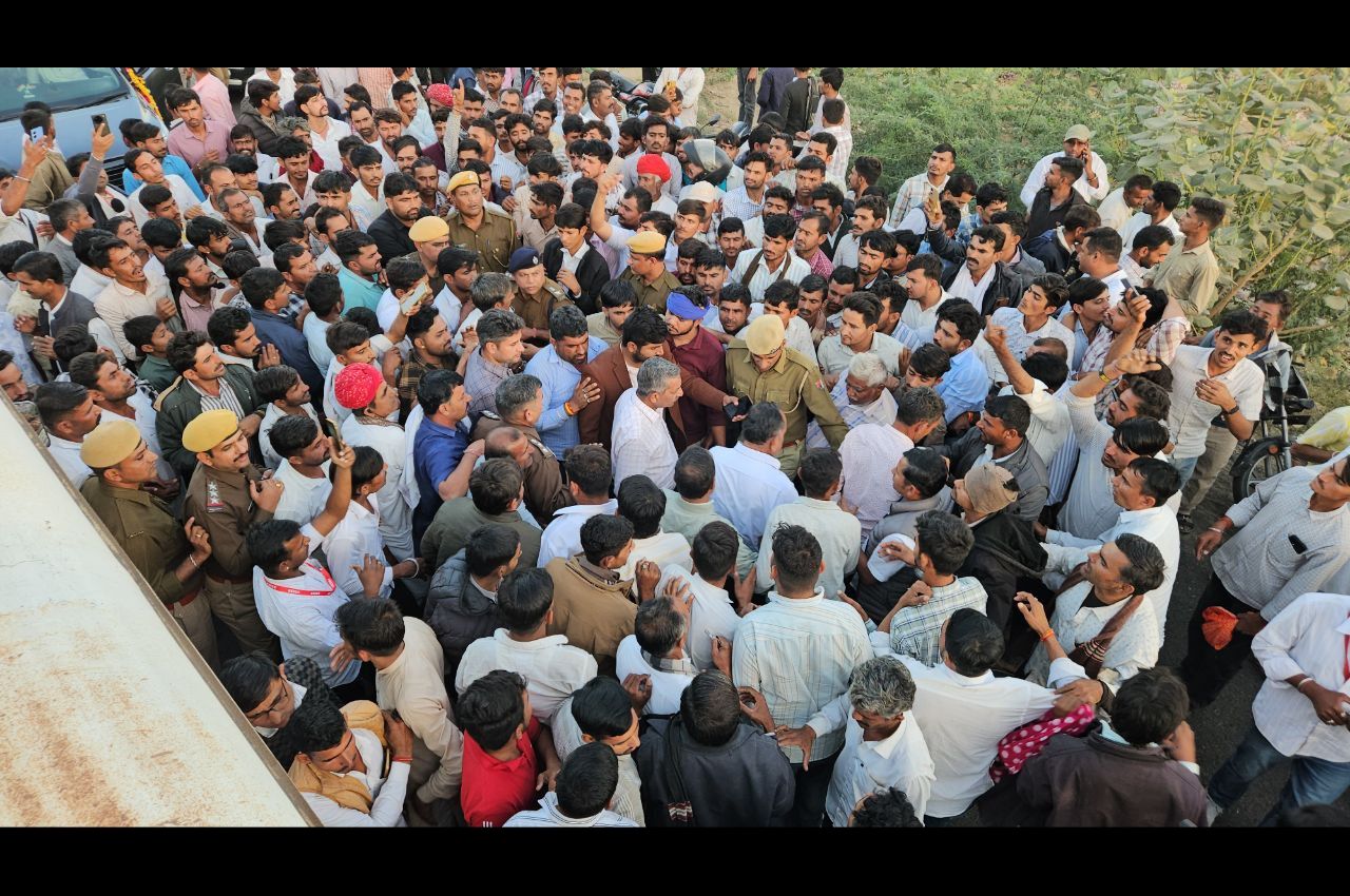 ट्रैक्टरों पर निकाले किसान तो रोड पर आया प्रशासन, सामने पहुंच की वार्ता, बनी सहमति