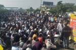 dhar farmer protest blockade msp loan waive cow national mother demand mp news