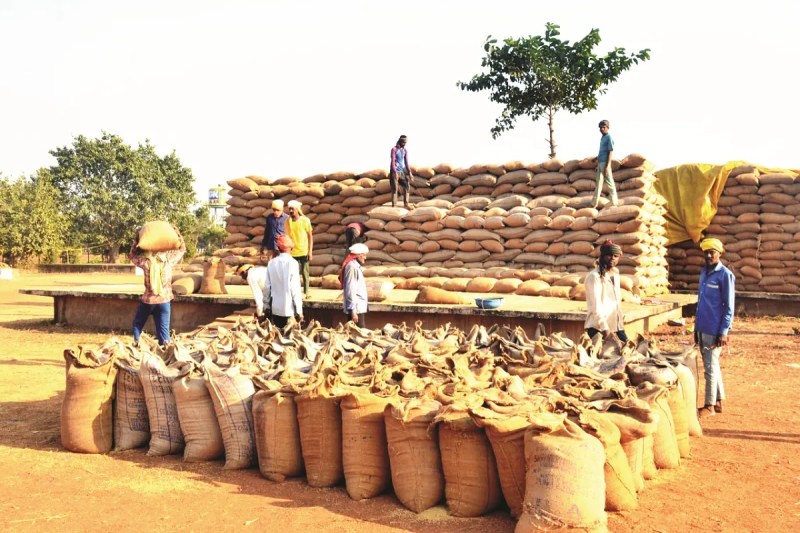 टोकन का टेंशन (photo source- Patrika)