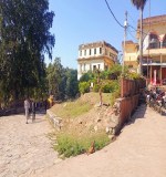 कुण्डेश्वर मंदिर के पार्क की बदहाल स्थितियां