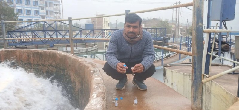 नगर प्रशासन ने जलावर्धन योजना से बने वॉटर प्लांट समेत शहर में बनी टंकियों के पानी का सैंपल लेने की कार्रवाई की।