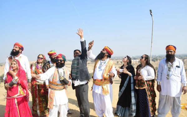 Kite festival in Dhora, Raisar