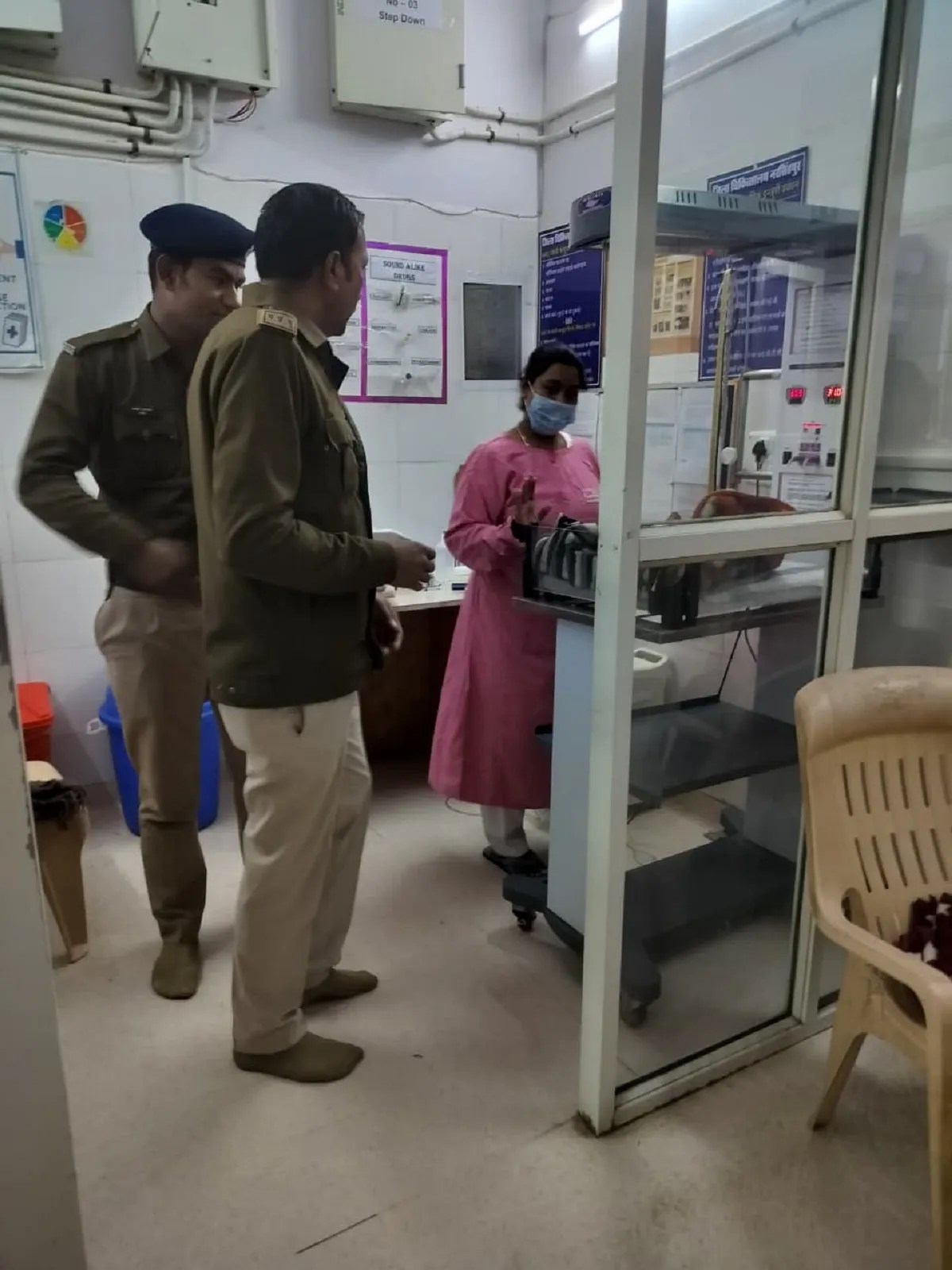 रैन बसेरा के पास पांच दिन पूर्व लावारिस मिली नवजात को कौन छोड़ गया था इसका सुराग अब तक नहीं