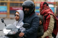 तापमान में गिरावट से पश्चिमी उत्तर प्रदेश में शीतलहर और पाले का खतरा, मौसम विभाग ने किया अलर्ट (फोटो सोर्स : WhatsApp News Group)