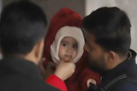 यूपी में फिर लौटेगी कड़ाके की ठंड, शीतलहर को लेकर अलर्ट (फोटो सोर्स : WhatsApp News Group)