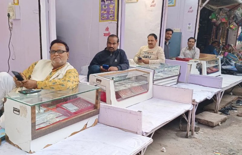 बोले-नया सहालगी सीजन शुरू होने के बाद भी बाजार सूना