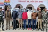 पकड़े गए आरोपी फोटो सोर्स पुलिस ट्विटर अकाउंट