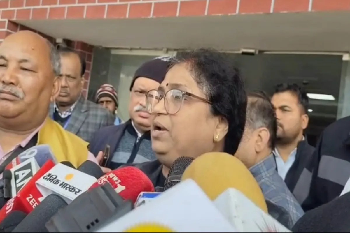 निदेशक संदीपा श्रीवास्तव फोटो सोर्स पत्रिका