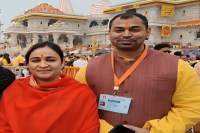 जहां से 2017 में हारी थीं अपर्णा यादव, उसी सीट पर अखिलेश यादव ने क्यों तैनात कर दिया सिपहसालार, समझिए गणित (फोटो सोर्स : X Aparna and Prateek )