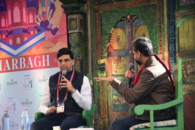 Second day in jlf