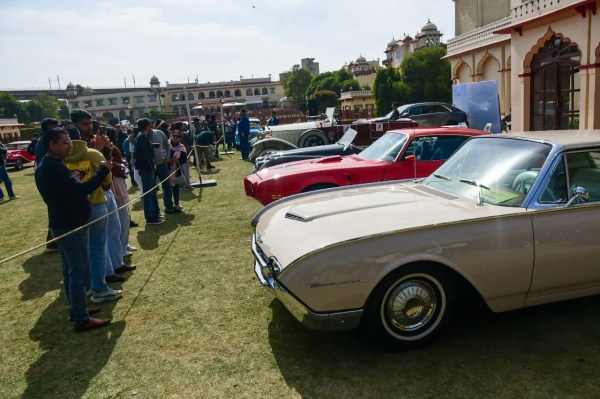 Vintage car exibition and rally in jaipur