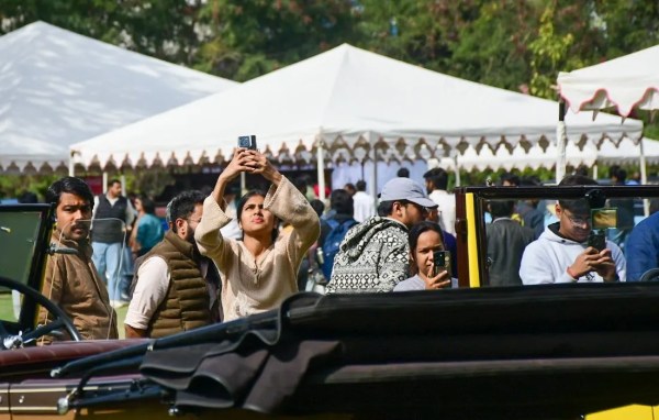 Vintage car exibition and rally in jaipur