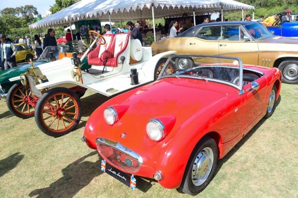 Vintage car exibition and rally in jaipur
