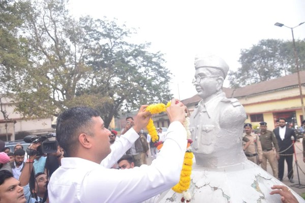 हाजिरी की शर्तों पर चैतन्य की रिहाई, जेल रोड पर कांग्रेस का शक्ति प्रदर्शन, देखें photos