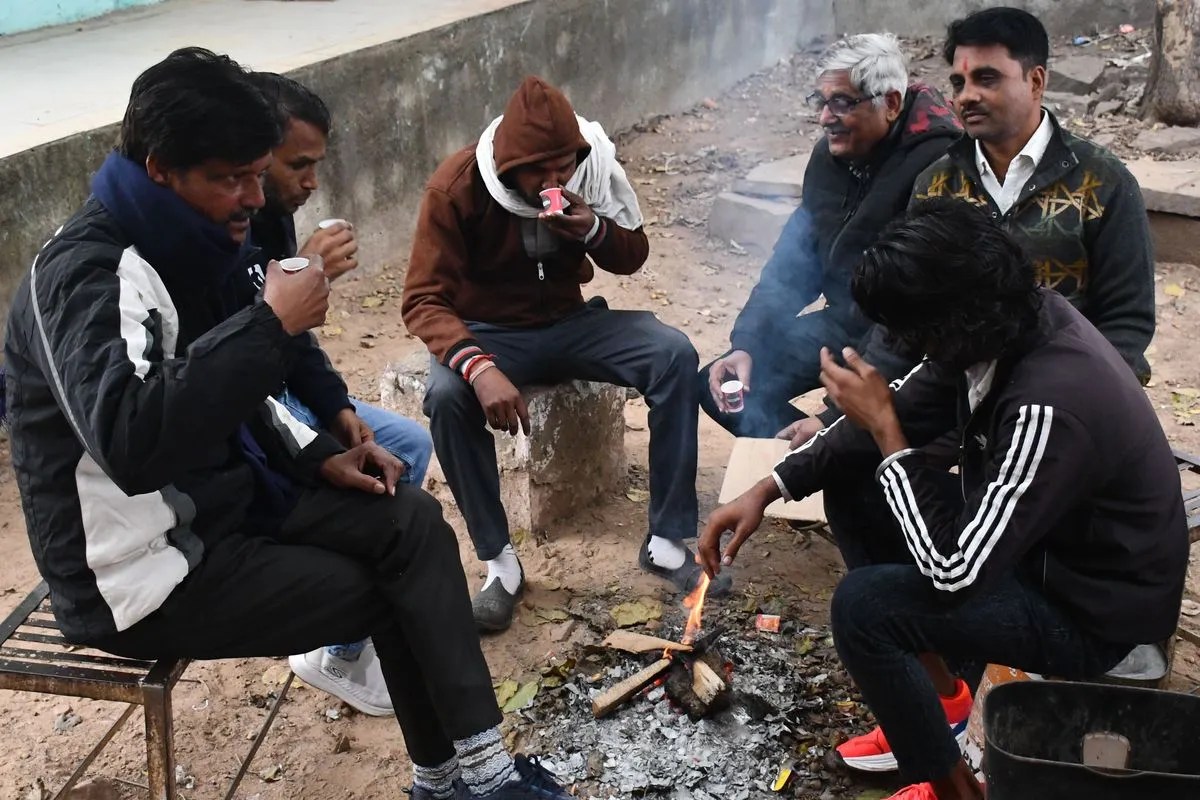 शीतलहर का प्रकोप जारी, चिकित्सा विभाग ने जारी की आमजन के लिए एडवाइजरी Cold wave continues, medical department issues advisory for public