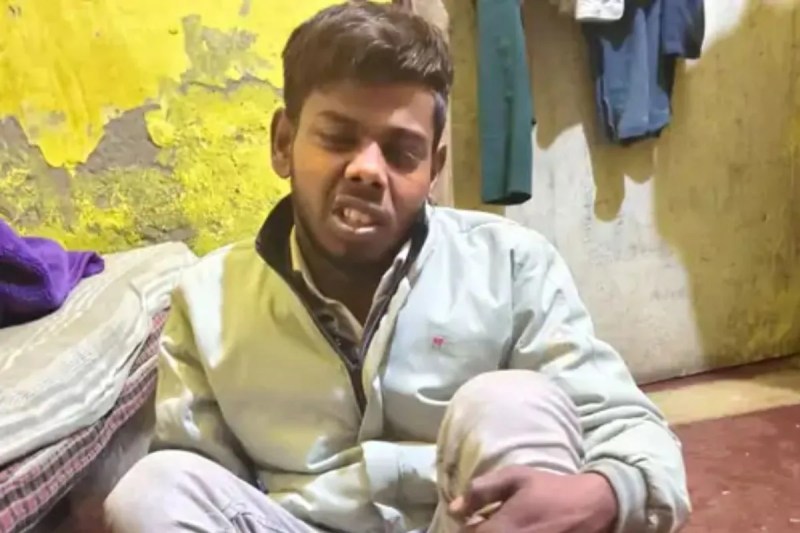 Agra news, third degree in agra, third degree torture in agra, third degree torture kya hota hai, third degree, agra police station, agra police, Agra News in Hindi, Latest Agra News in Hindi, Agra Hindi Samachar, आगरा में थर्ड डिग्री, पुलिस चौकी में थर्ड डिग्री, आगरा समाचार, आगरा की खबर, आगरा पुलिस