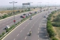 Agra Jalesar Highway NH-509 Construction NHAI Tender Process Etah Forest Land Notification Agra Etah Road Project Update Supreme Court Tree Cutting Case TTZ Tree Plantation वन संरक्षित भूमि एटा आगरा जलेसर हाईवे टेंडर NH 509 Latest News